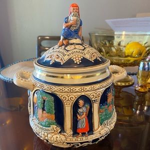 Marzi Remy German Cookie Jar/Tureen